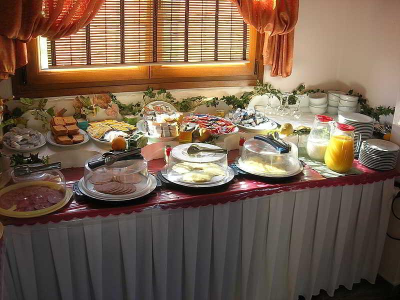 Regina Hotel Vasilatika  Bagian luar foto