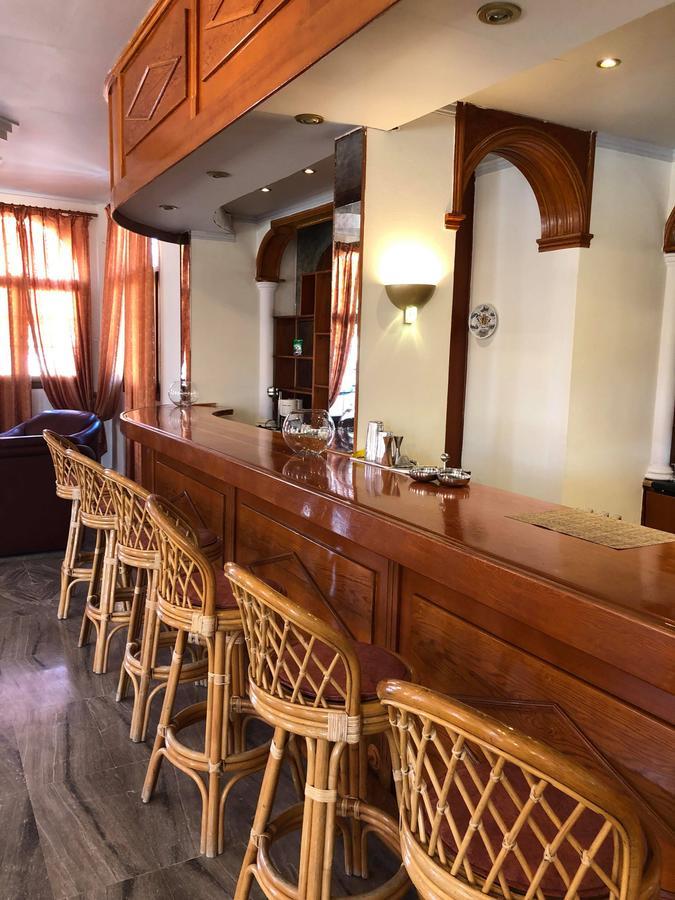Regina Hotel Vasilatika  Bagian luar foto